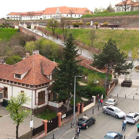 La Poarta Cetatii Villa Gyulafehérvár Kültér fotó